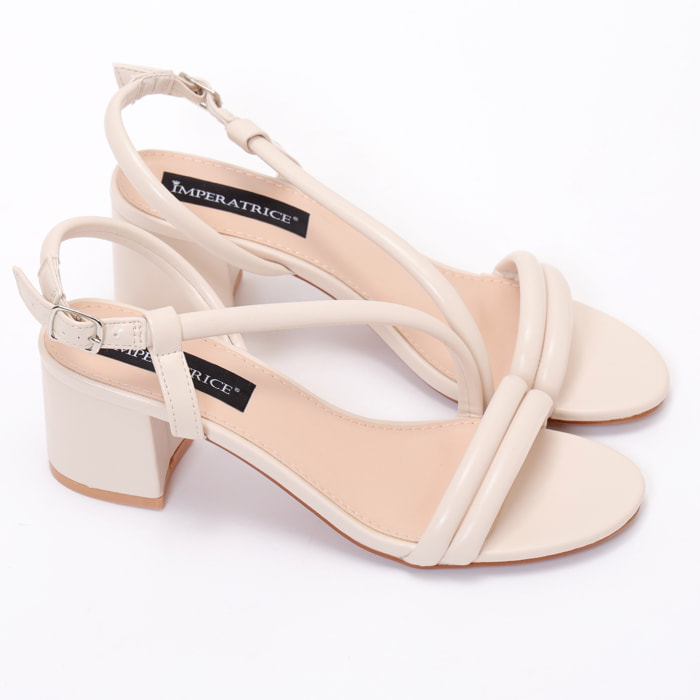 Sandali in simil pelle con tacco comodo