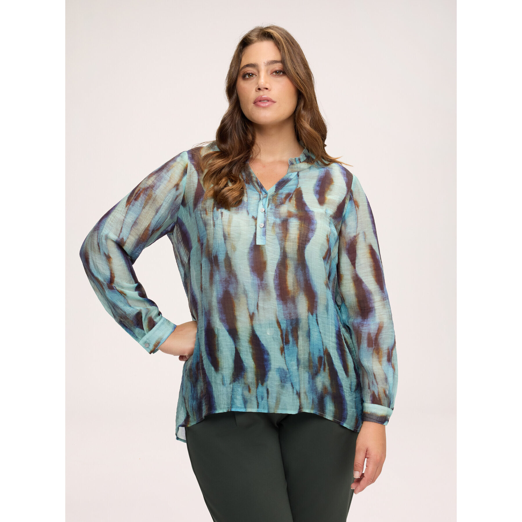 Fiorella Rubino - Blusa in creponne con stampa all over - Azzurro