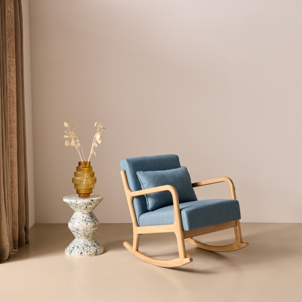 Rocking chair scandinave bois d'hévéa et tissu LORENS
