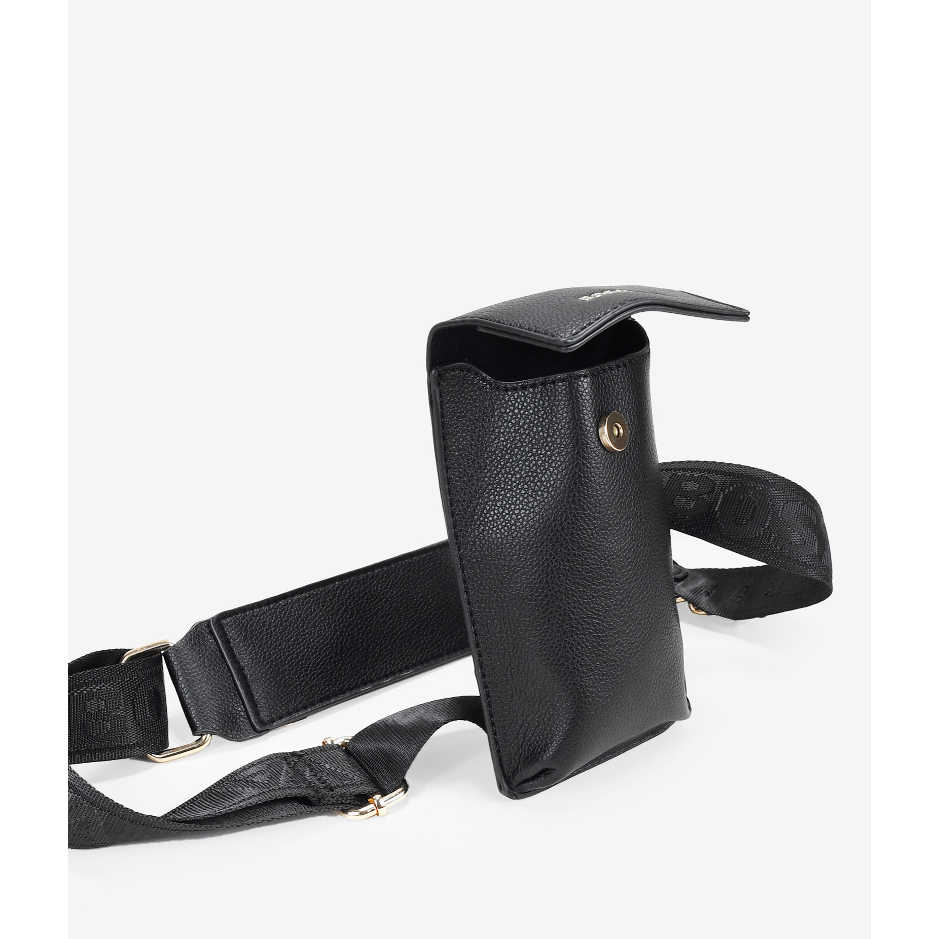 Riñonera plana negra con argollas