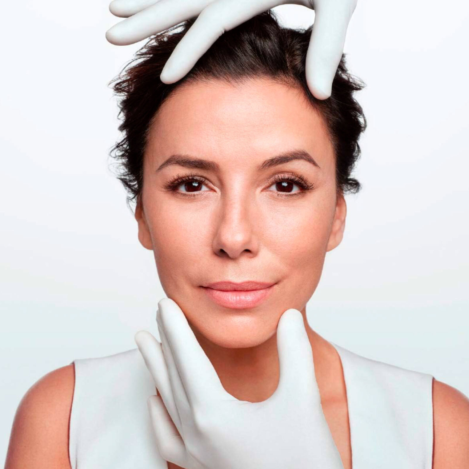 Crema Viso Notte Anti-Rughe Trattamento Rivolumizzante Revitalift Filler con Acido Ialuronico di Lunga Durata - Barattolo da 50ml