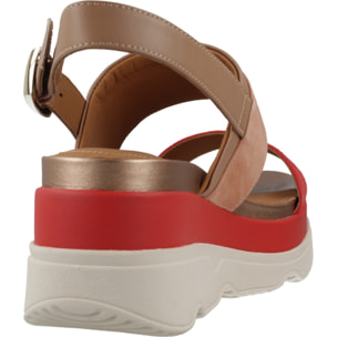 Sandalias Mujer de la marca GEOX  modelo D GARDENIA NARANJA