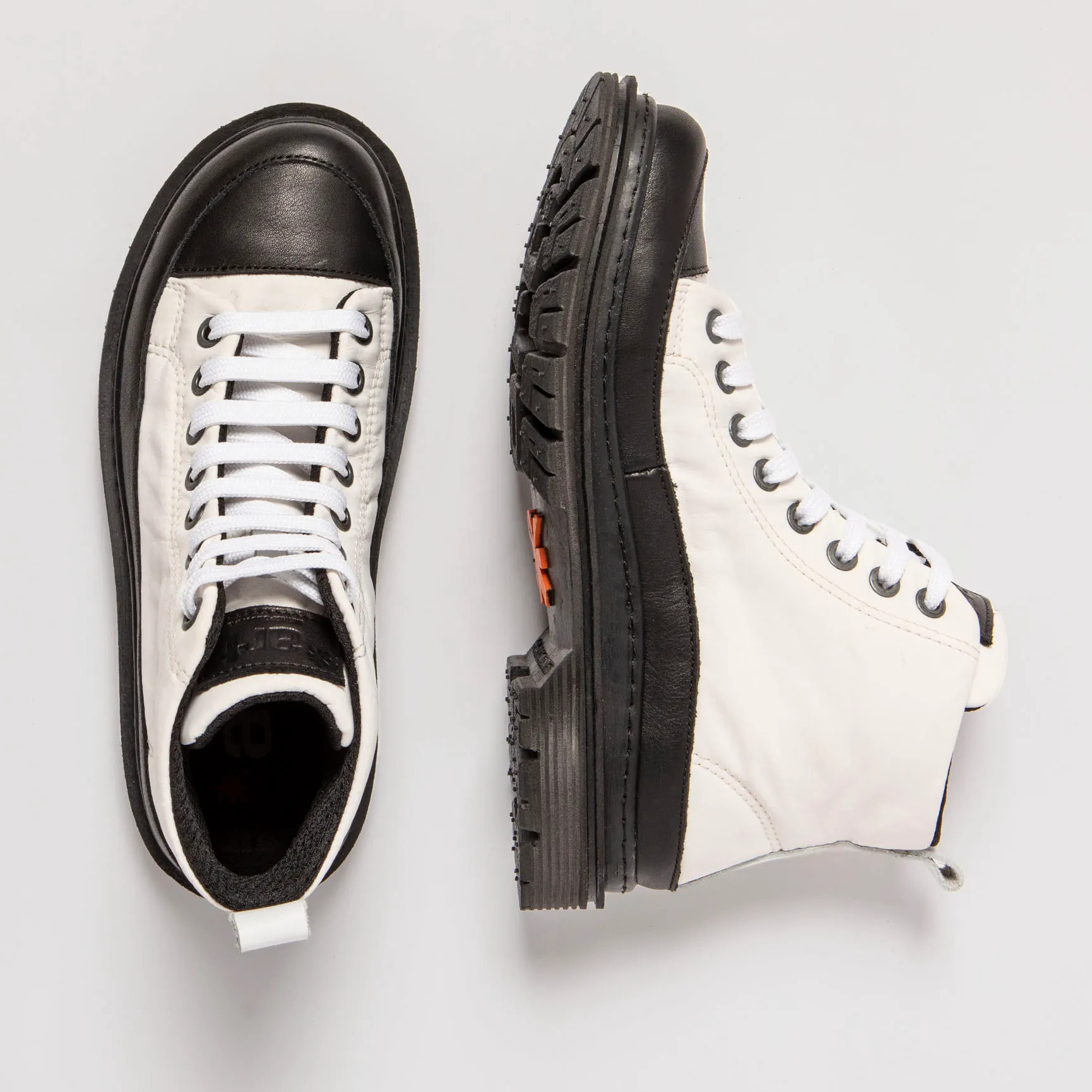 Botines 1895 NYLON WHITE-BLACK/ BIRMINGHAM color White-black