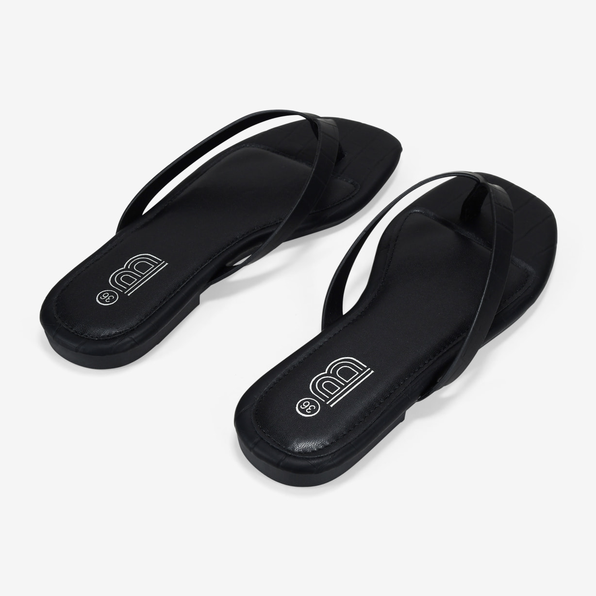 Sandalias de dedo negras efecto cocodrilo