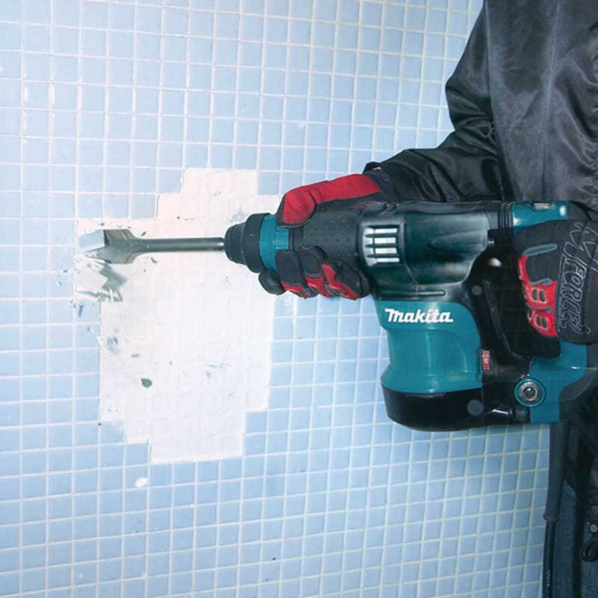 Taladro SDS-Plus 550 W MAKITA - HK1820
