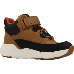 Zapatillas Niño de la marca GEOX  modelo B661KA 000ME B FLEXYPER MINI MARRON