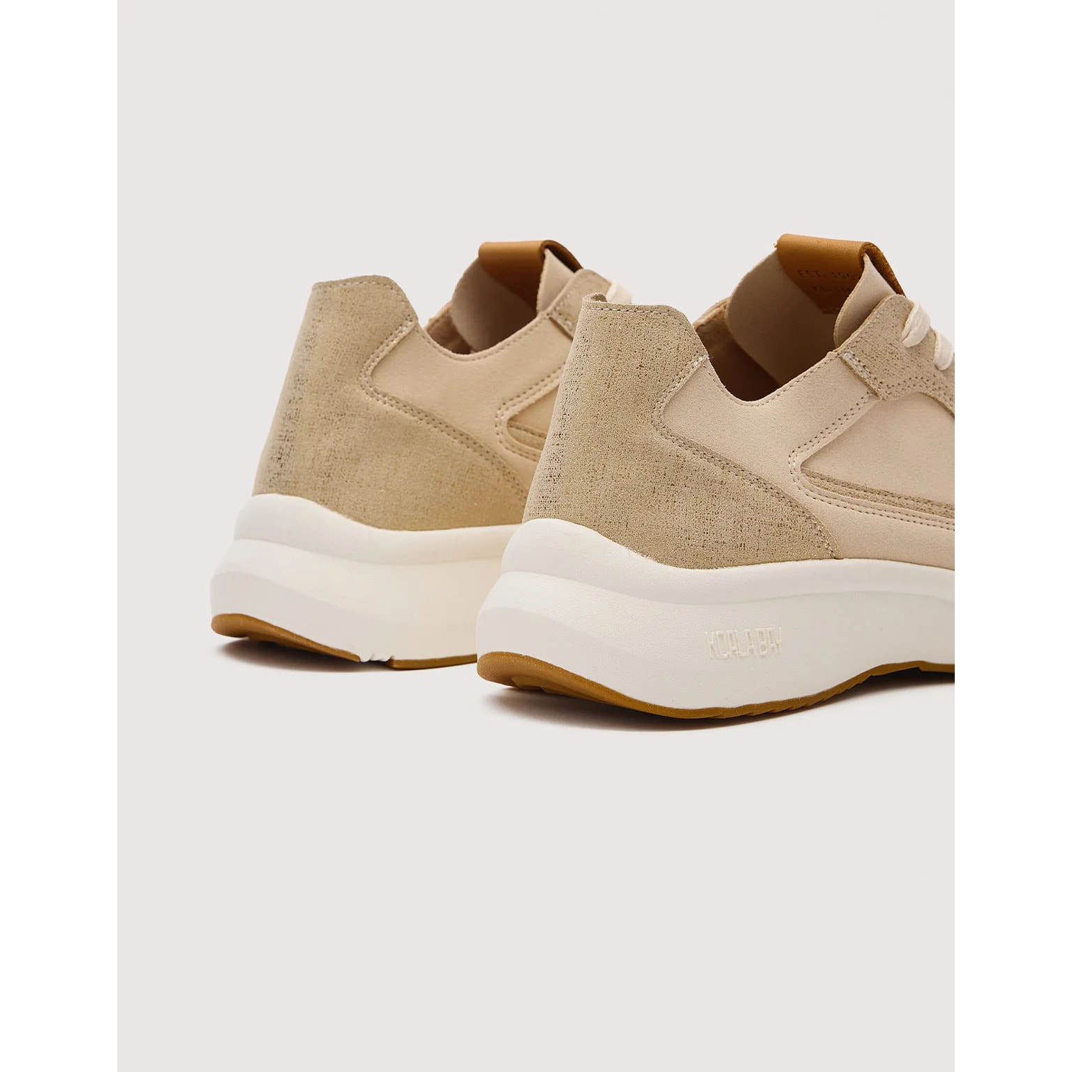 Sneaker Beige Claro - Taiga