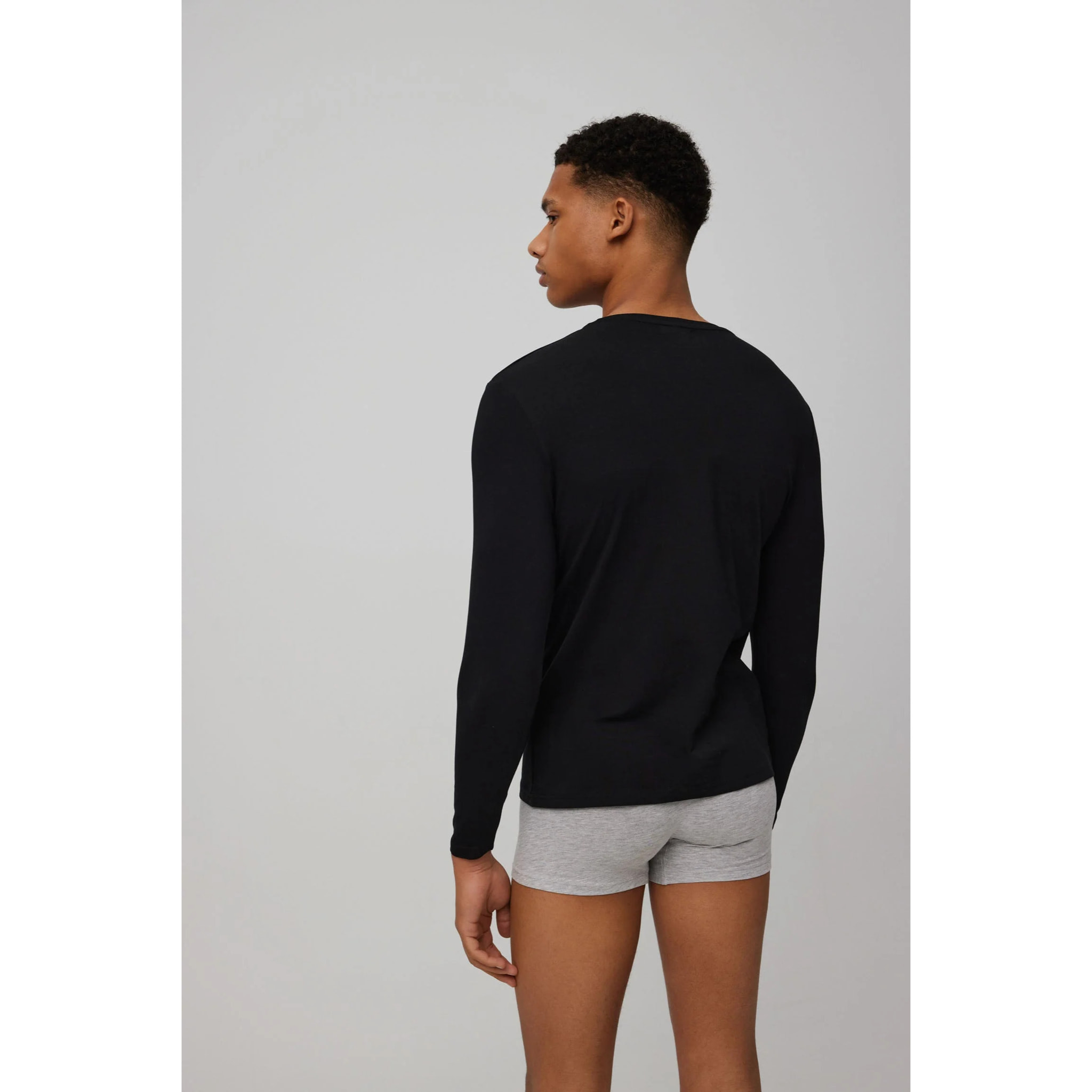 Maglietta a maniche lunghe in cotone nero