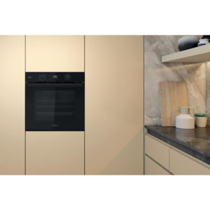 Four encastrable WHIRLPOOL OMSR58RU0B