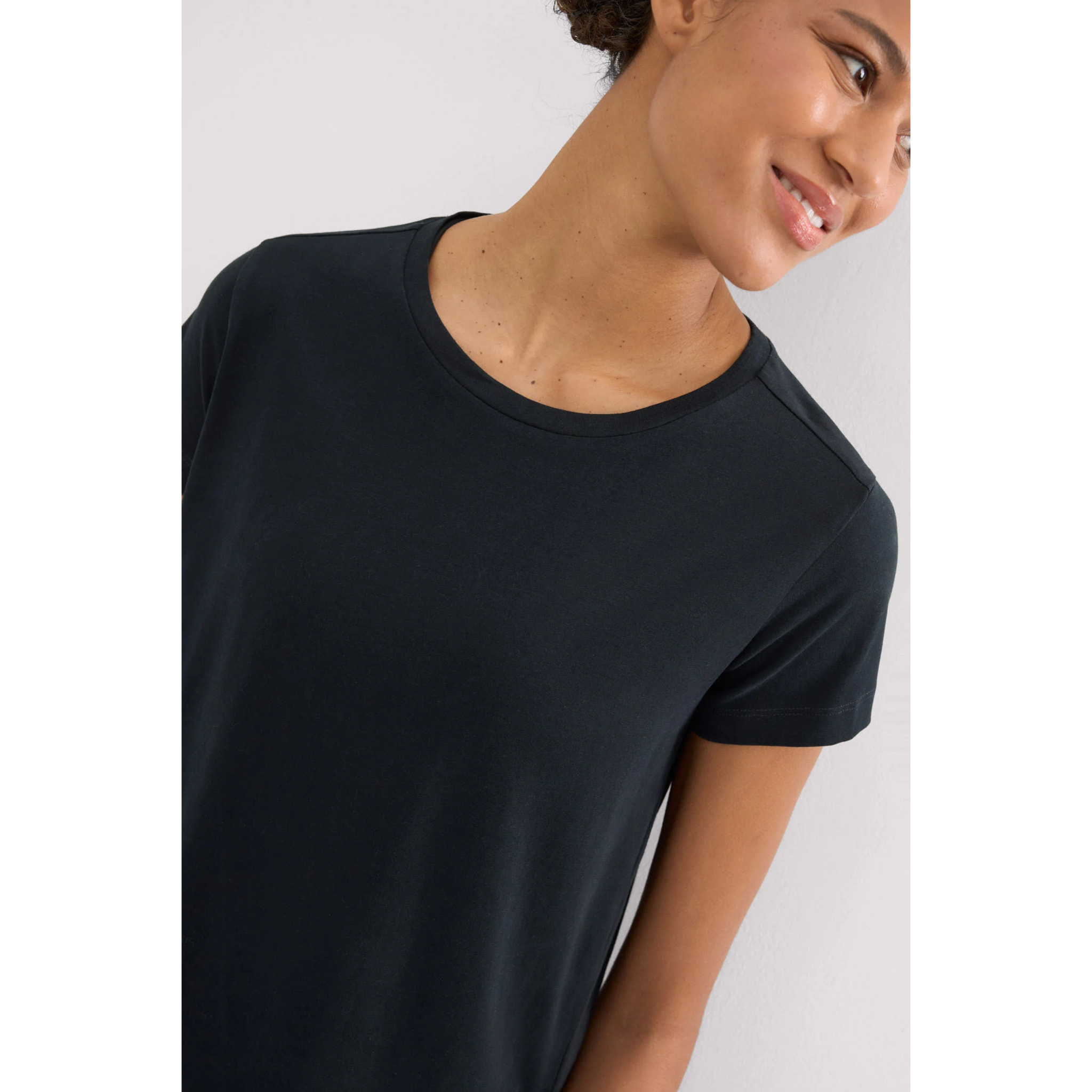 T-shirt basico in cotone stile sportivo nero