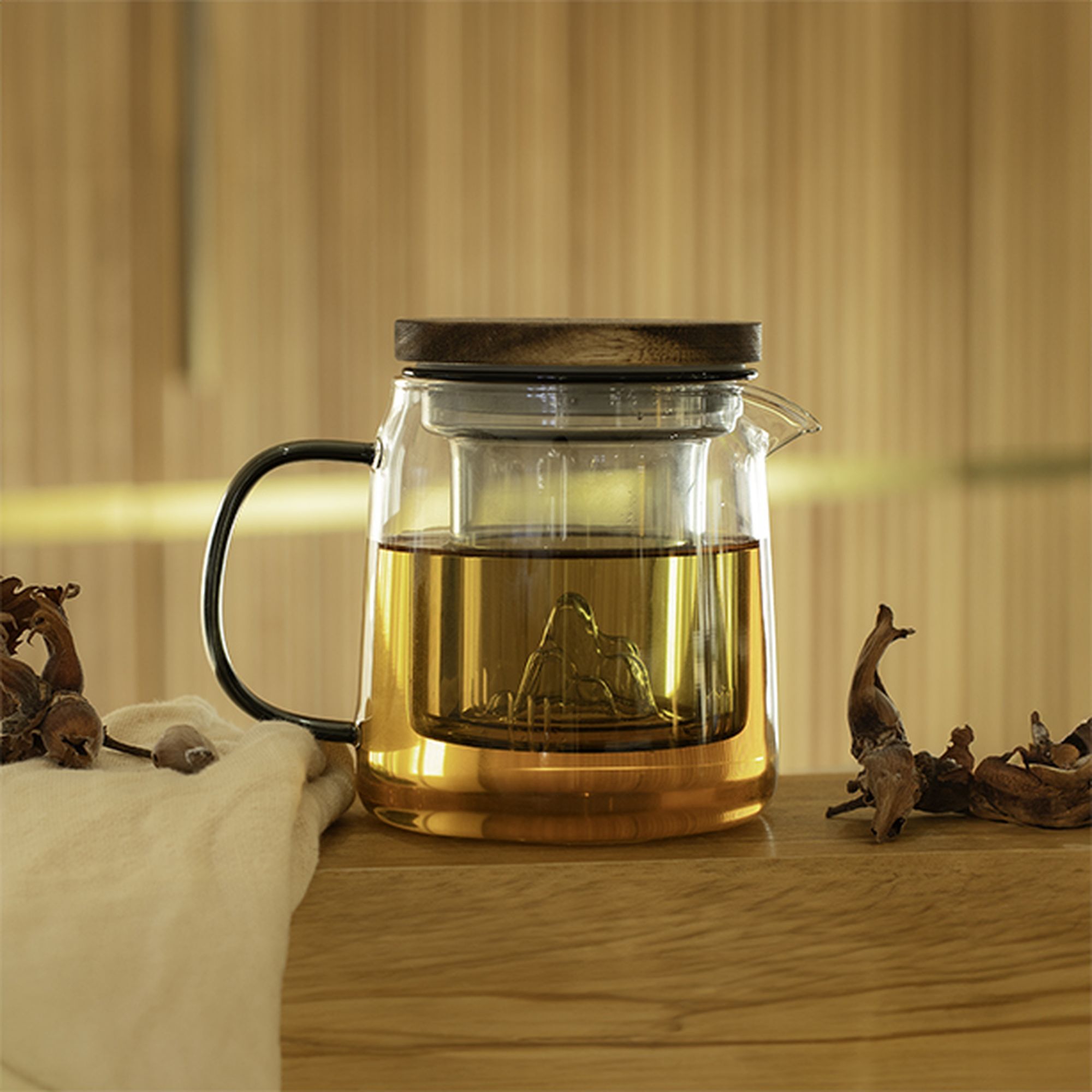 Théière en verre infuseur et anse ambre 450ml LASKA
