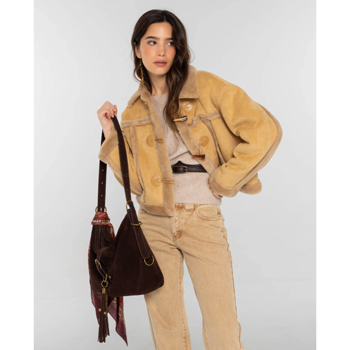 Chaqueta corta de mujer efecto piel vuelta de mujer