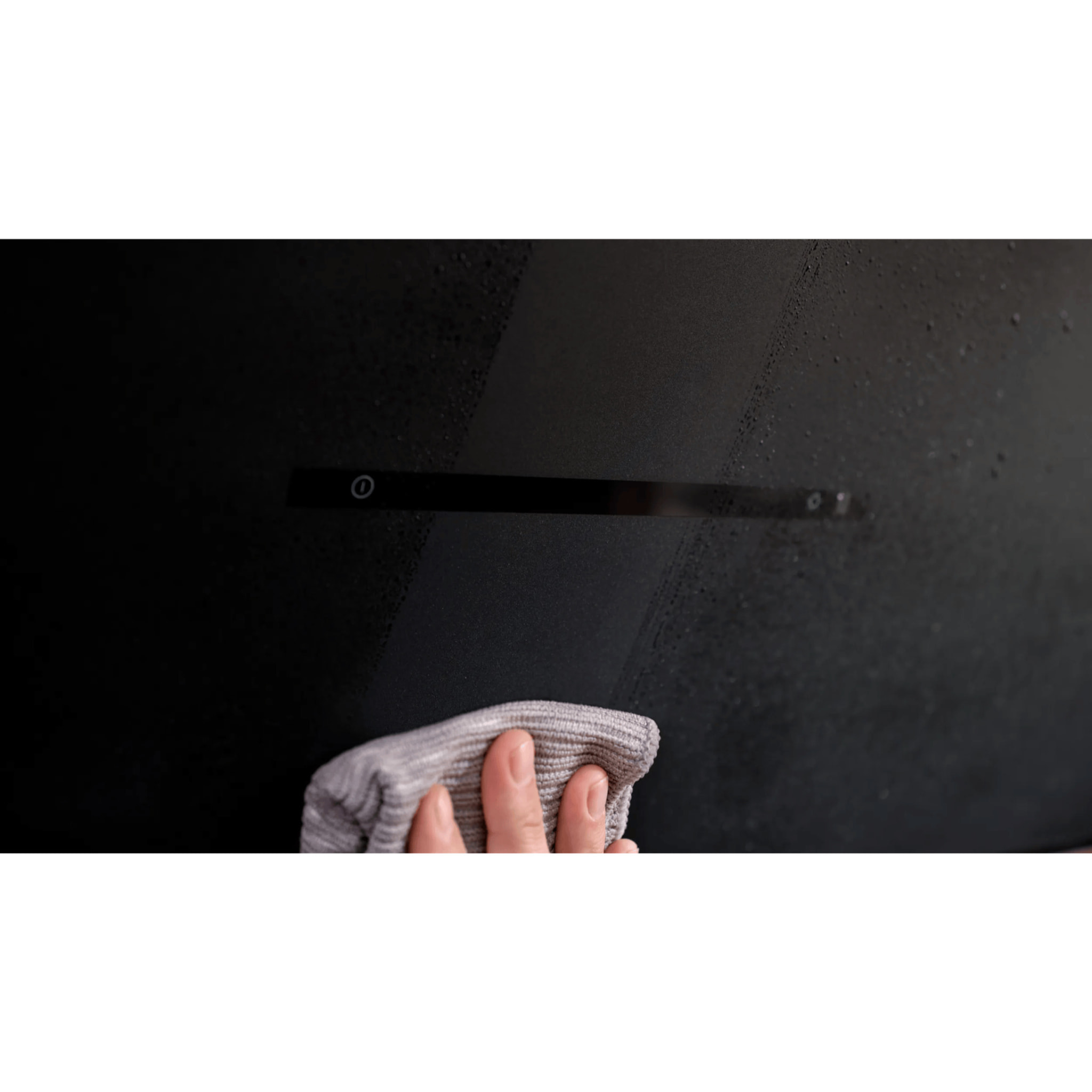 AEG Campana de diseño vertical Serie 7000 SilenceTech de 60 cm GV77D61SZ