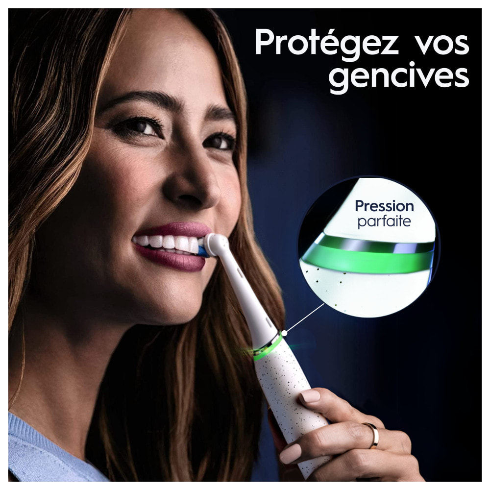 Oral-B iO 10 - Avec Etui de Voyage Chargeur - Blanche - Brosse À Dents Électrique