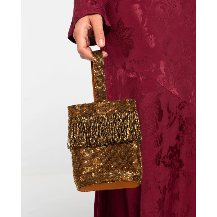 Bolso de mano con nudo en el asa