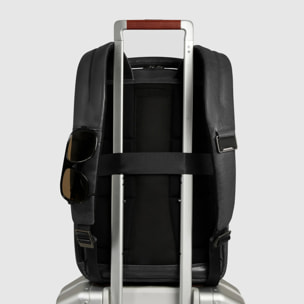 Piquadro Zaino da viaggio in pelle porta pc e iPad® con protezioni antiurto e RFID