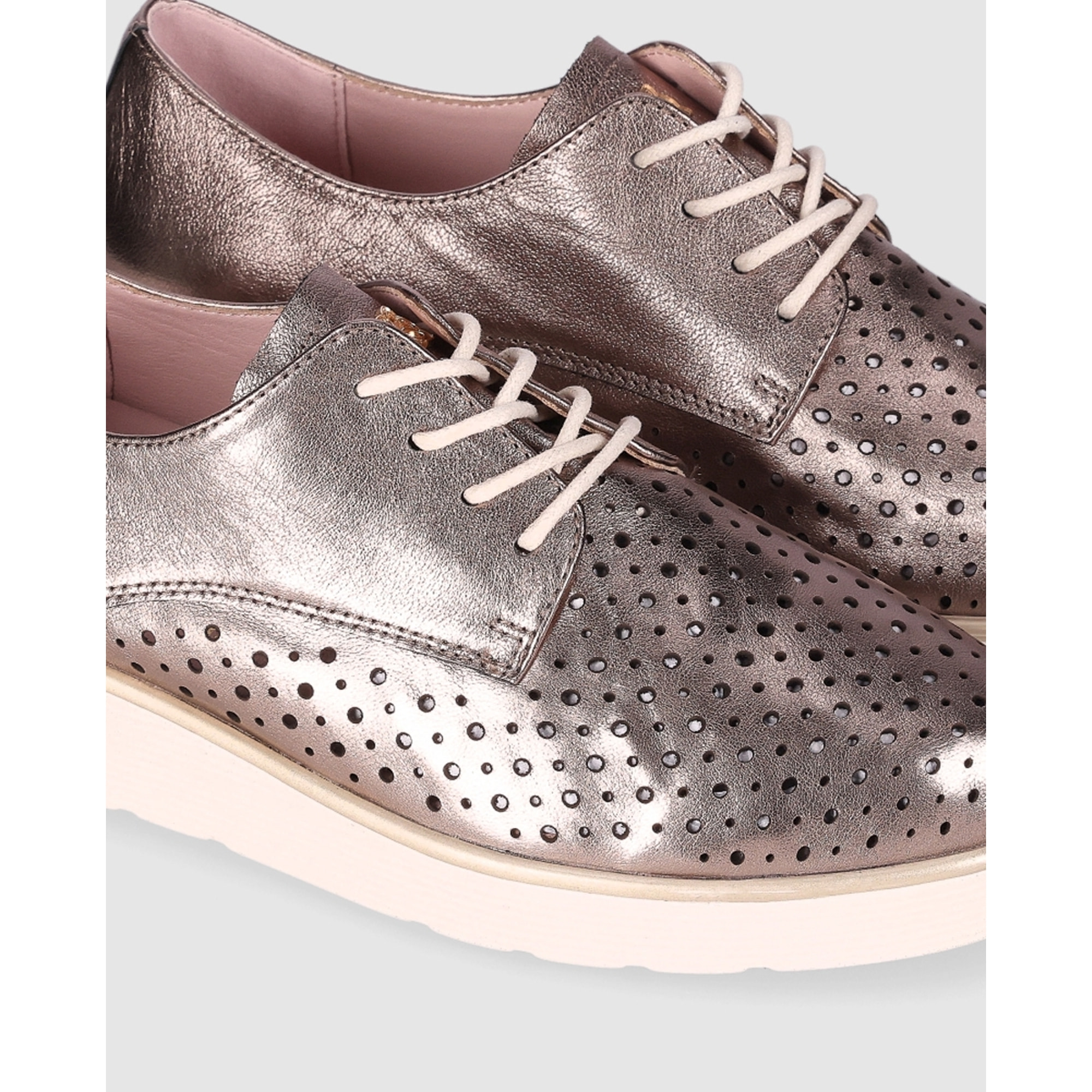 Zapatos de Piel - Platino - Tacón: 3 cm