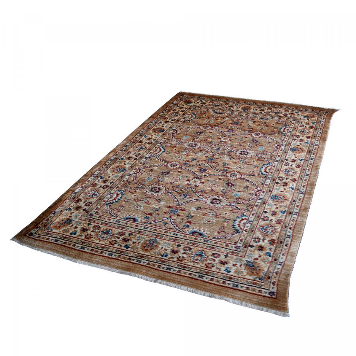 Tapis Jedi rouge et beige aux motifs floraux d'inspiration Orientale