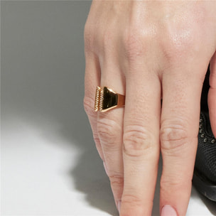 Anillo con Circonita Brillante acabado oro 18k