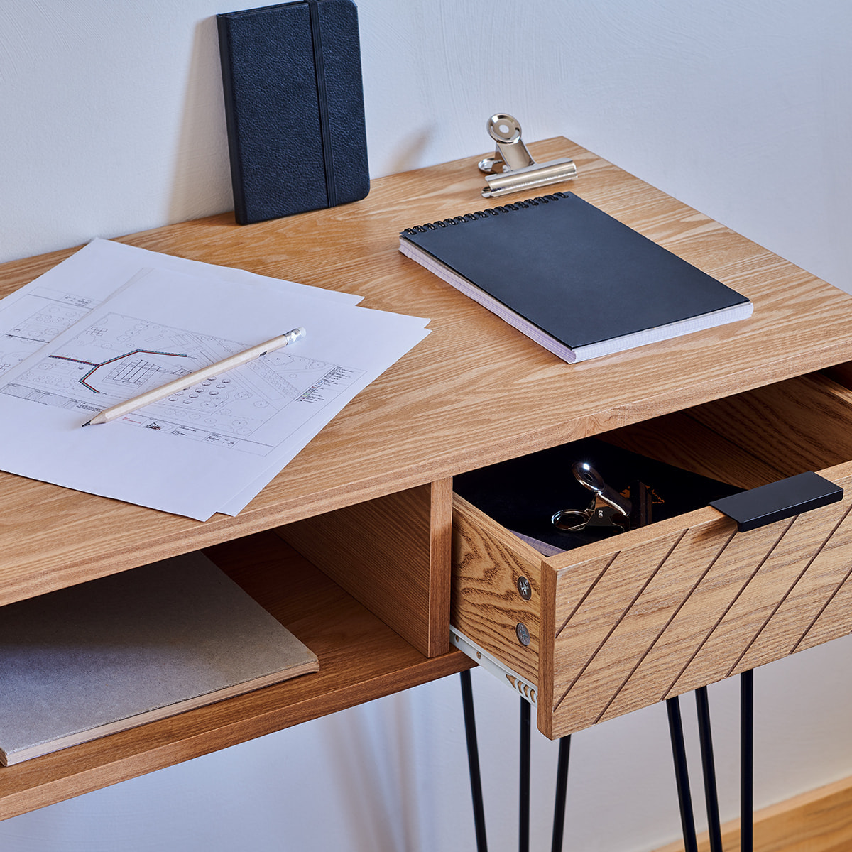 Console "Naomi" - 2 tiroirs - bois et métal