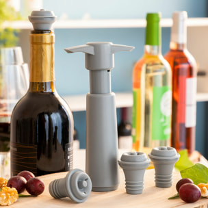 Bomba de Vacío y Tapones para Vino Winuum InnovaGoods (4 tapones)