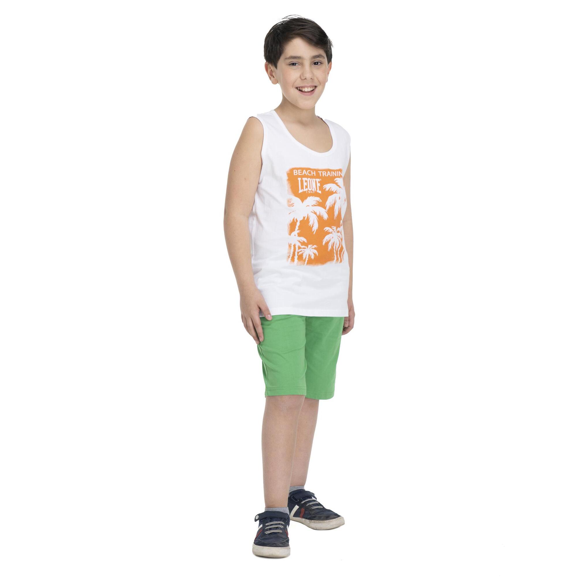 Traje de playa infantil sin mangas.