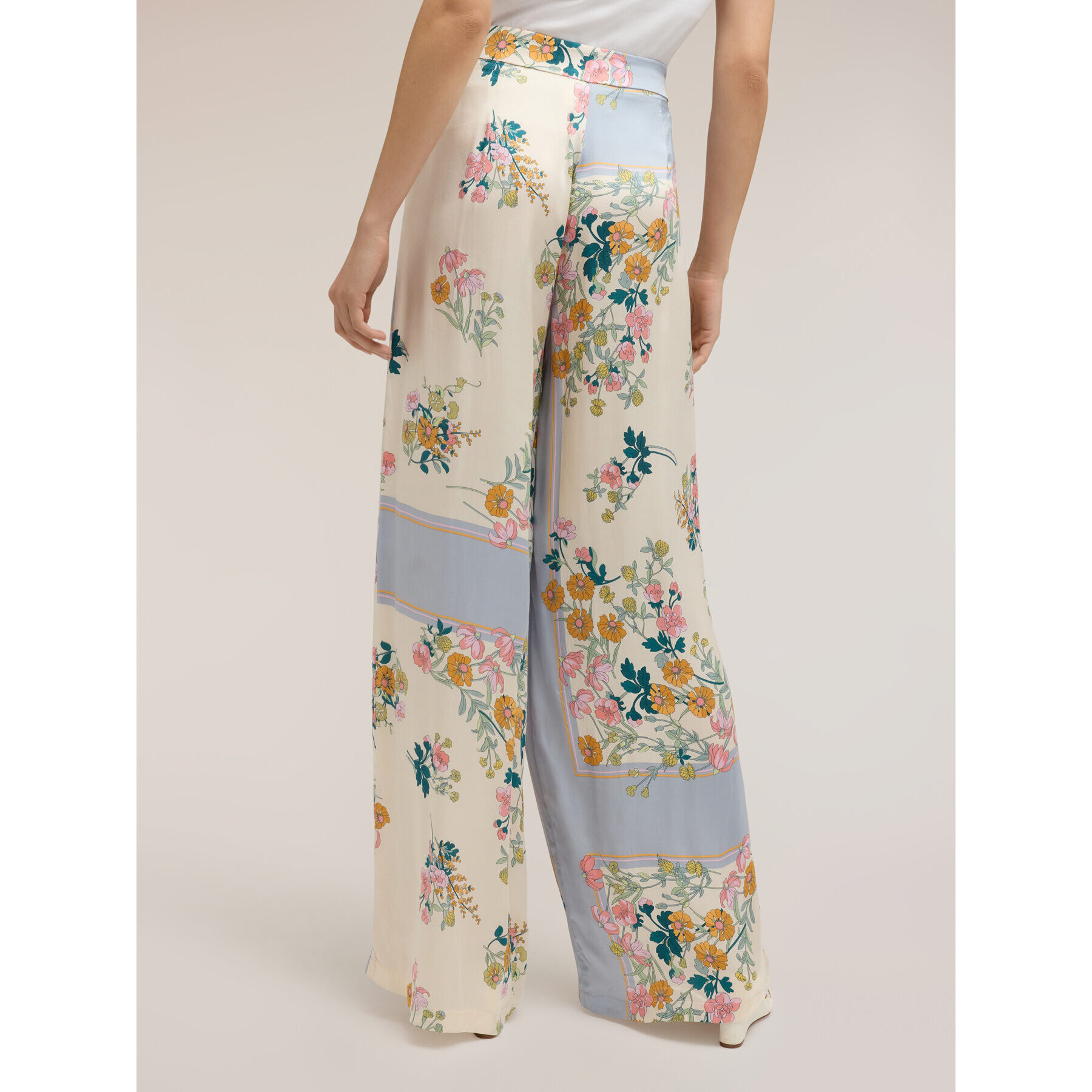 Motivi - Pantalones palazzo de raso con estampado - Blanco