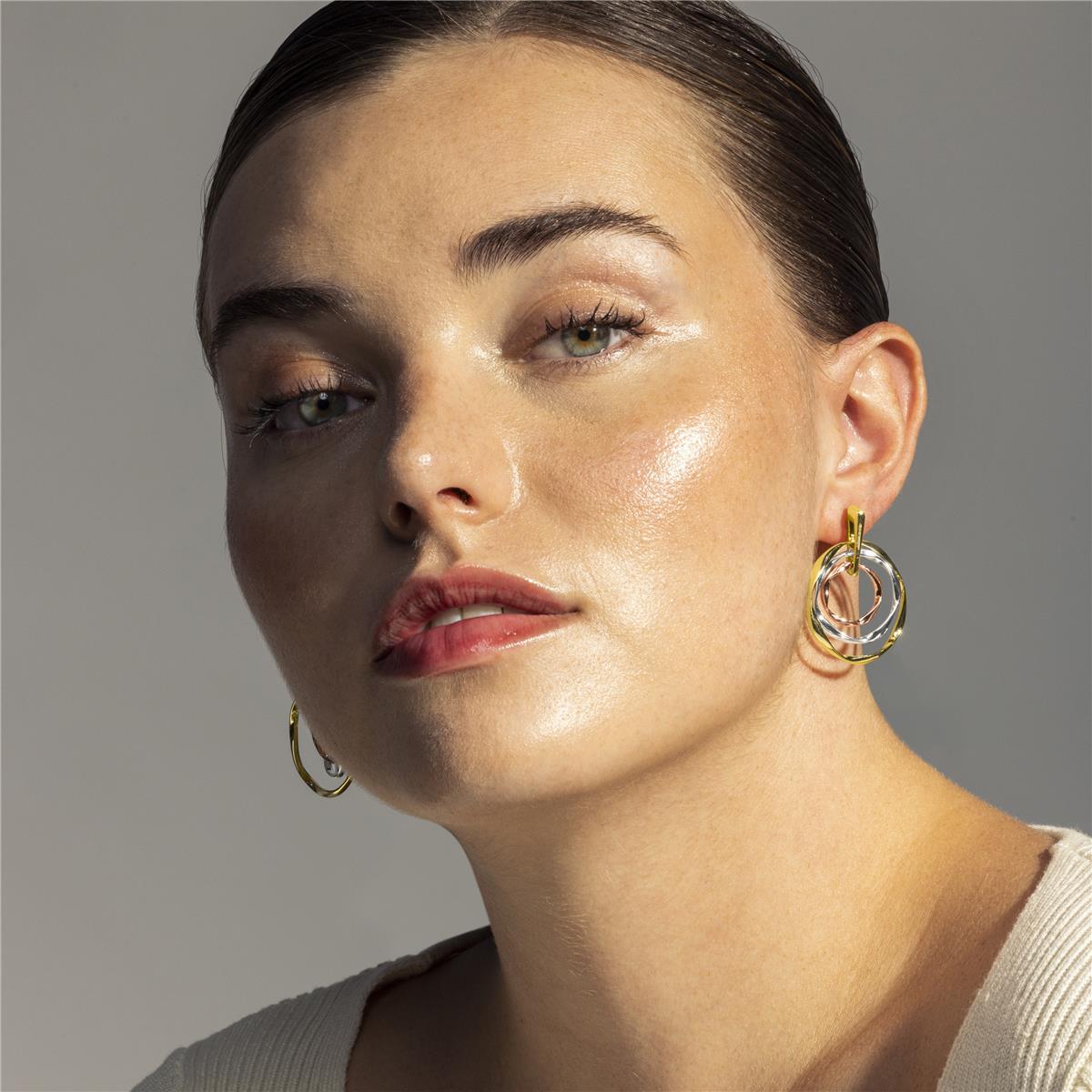 Pendientes Lux by Lux acabados oro 18k