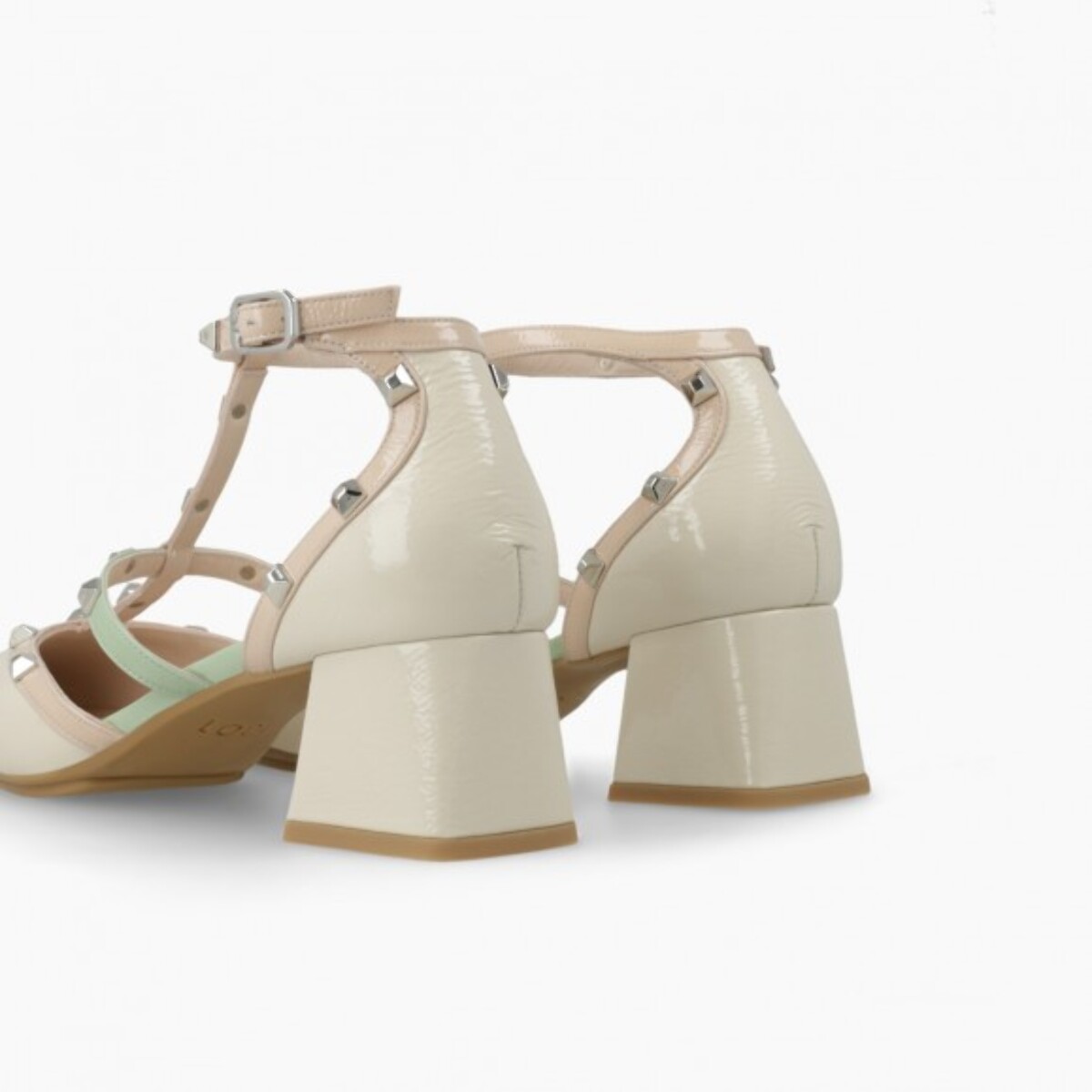 ZAPATOS DE SALÓN BLANCOS CHEMENTO