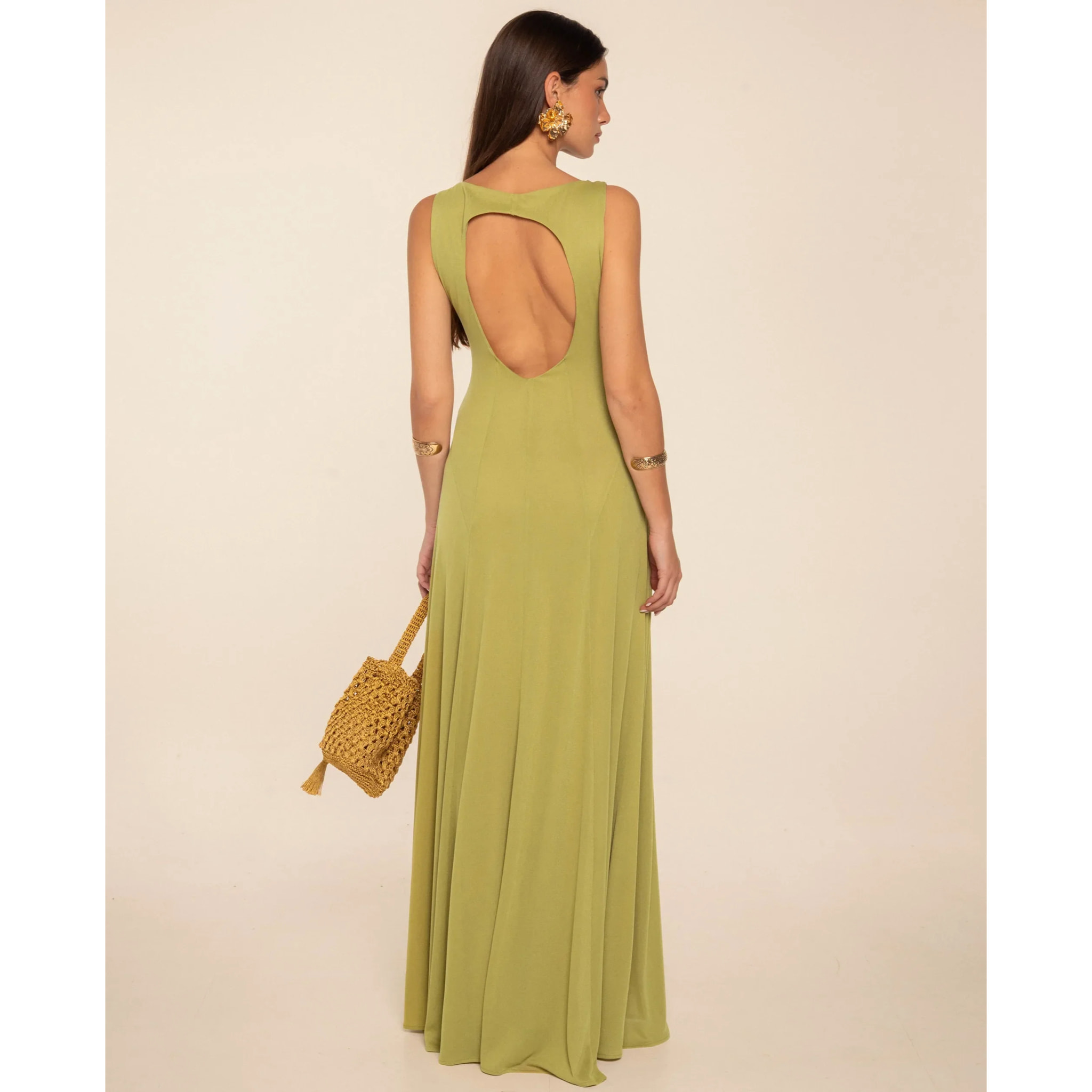 Vestido largo de punto con escote en la espalda