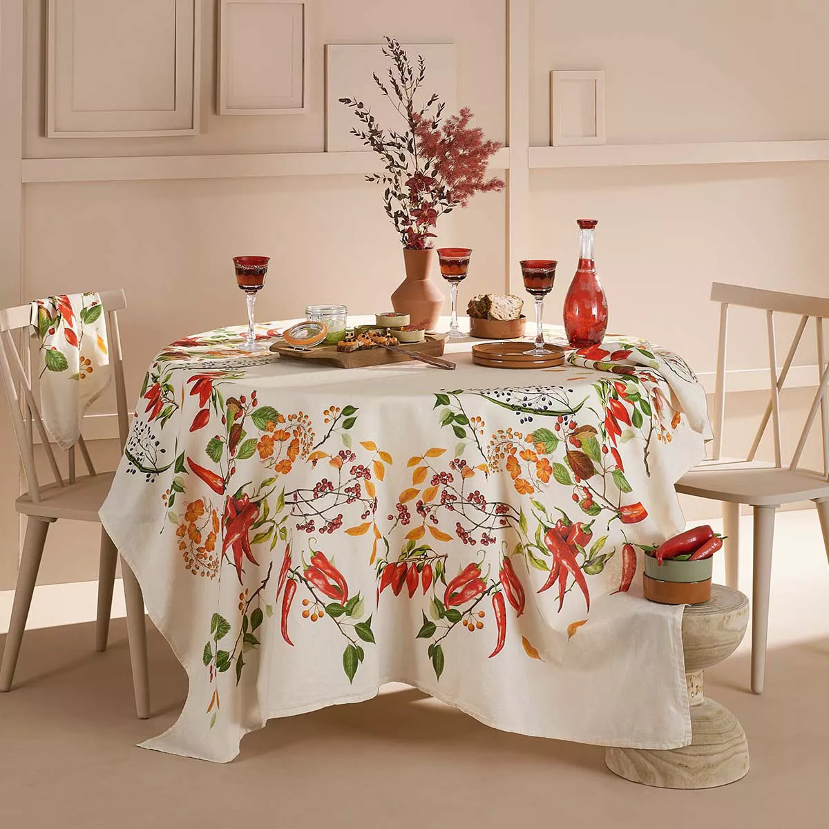 Nappe lin & coton lavé 150 g/m² imprimé vert rouge Piments doux caliente