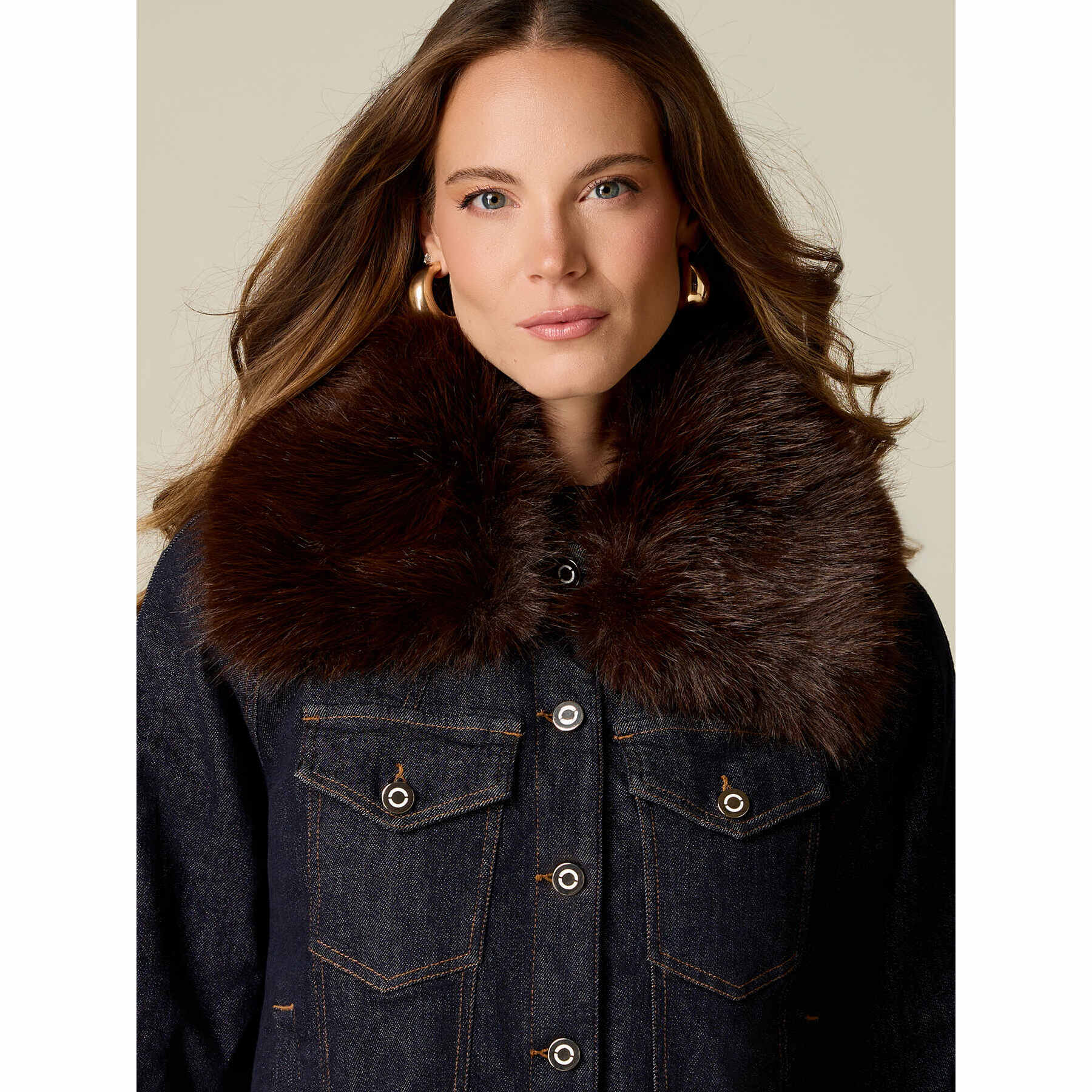Oltre - Giubbotto in denim con collo peloso - Blu