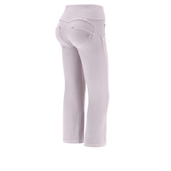 Pantaloni push up WR.UP® 7/8 flare taglio vivo in gabardine