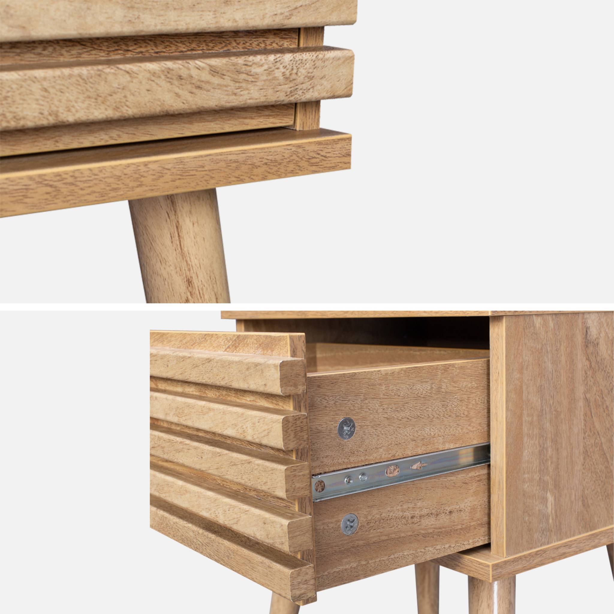 Lot de deux tables de chevet style scandinave décor bois avec tiroir rainuré et pieds compas