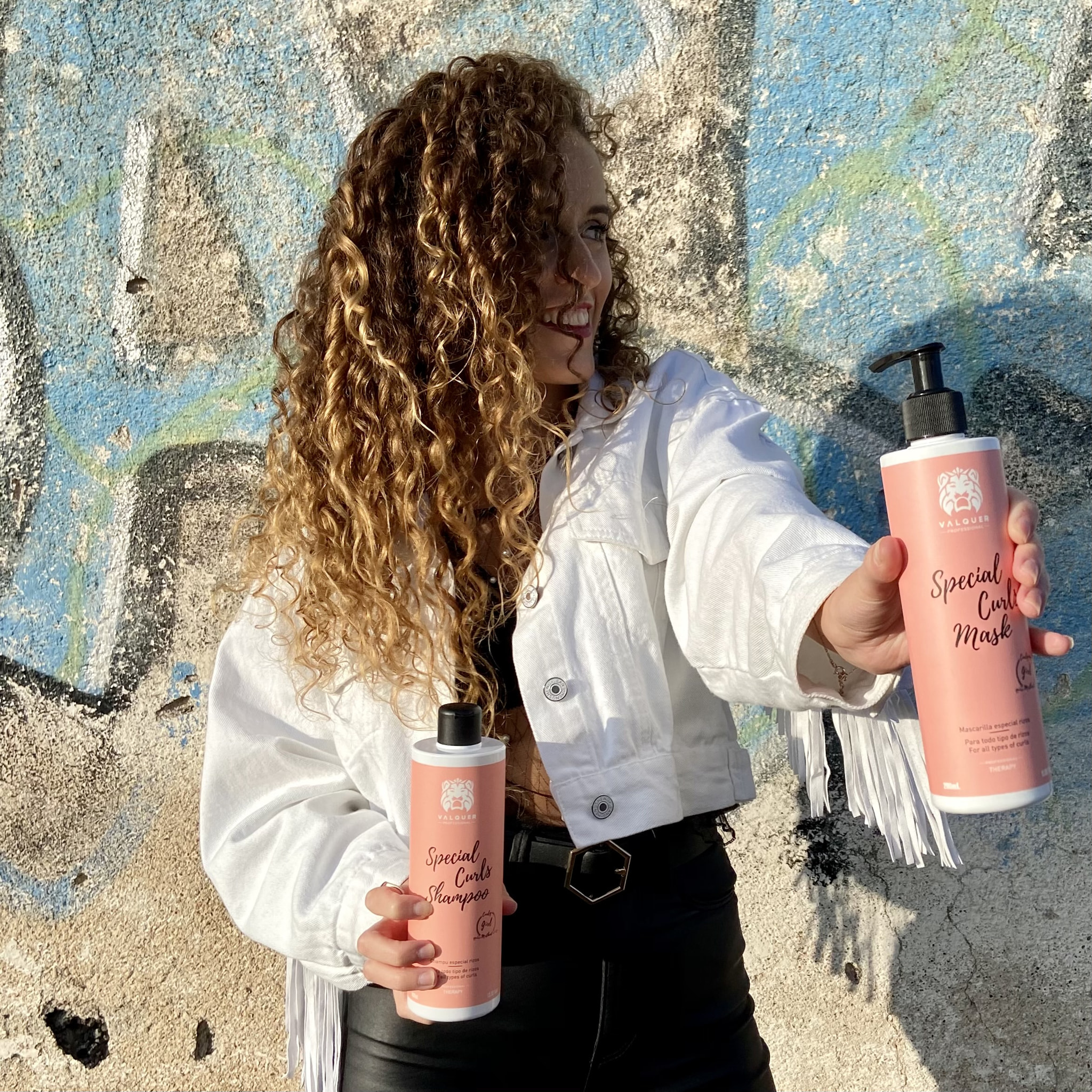 Valquer Pack curly Champú, mascarilla y serum para cabellos rizados - 400 ml + 290 ml + 30 ml