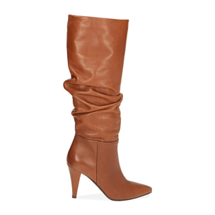 Botas gofradas cognac en piel, tacón 10 cm