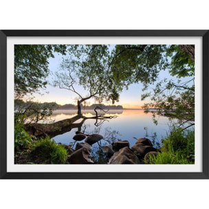 Affiche bord de lac Affiche sous cadre noir