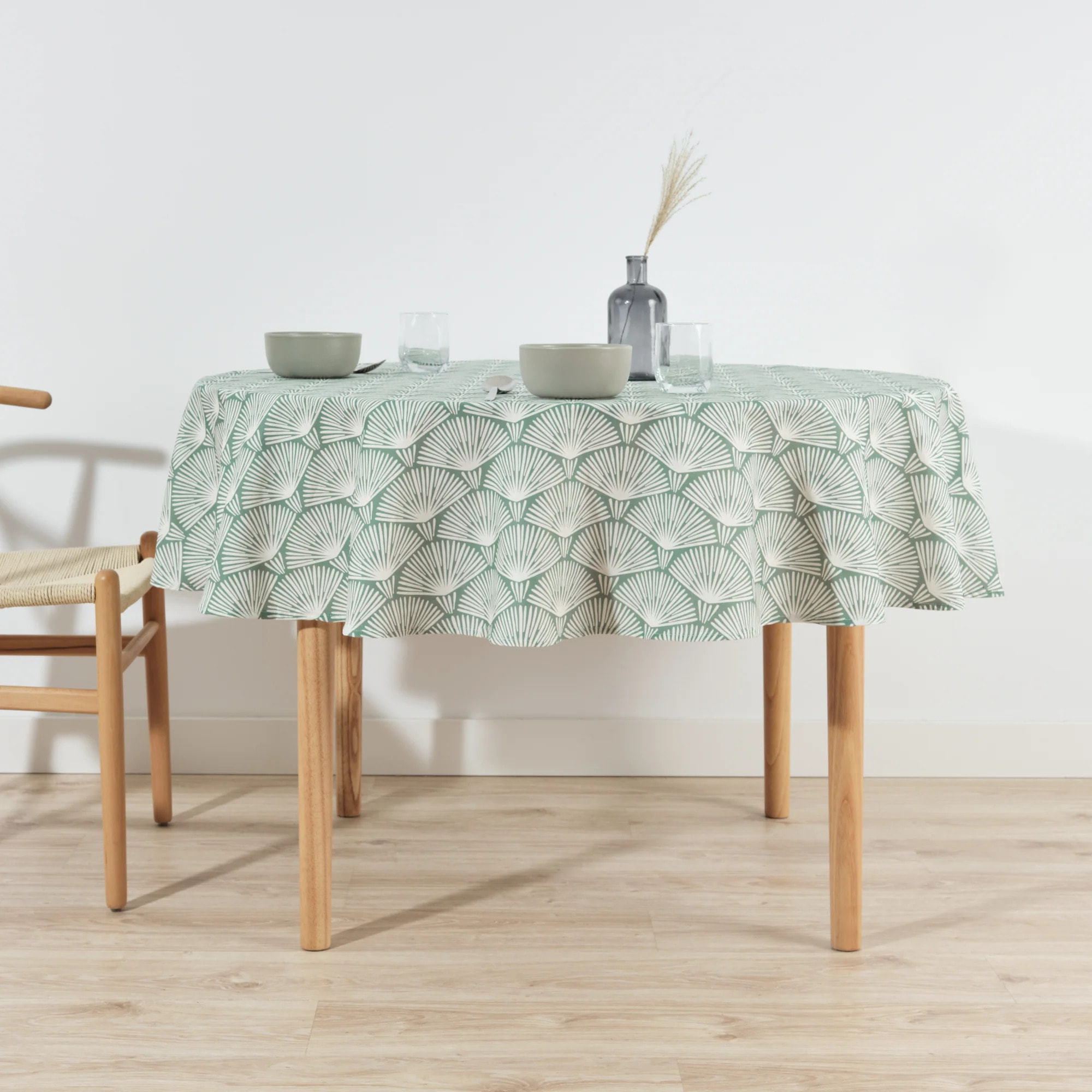 Nappe ronde en résine anti-taches ASENA 4