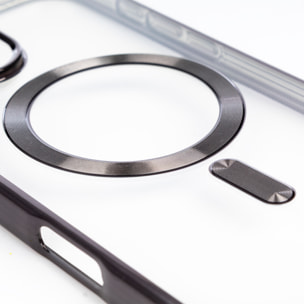 Carcasa transparente con cámara cubierta, bordes negros, antichoque y antihuellas. Magsafe para iPhone 16 Plus.