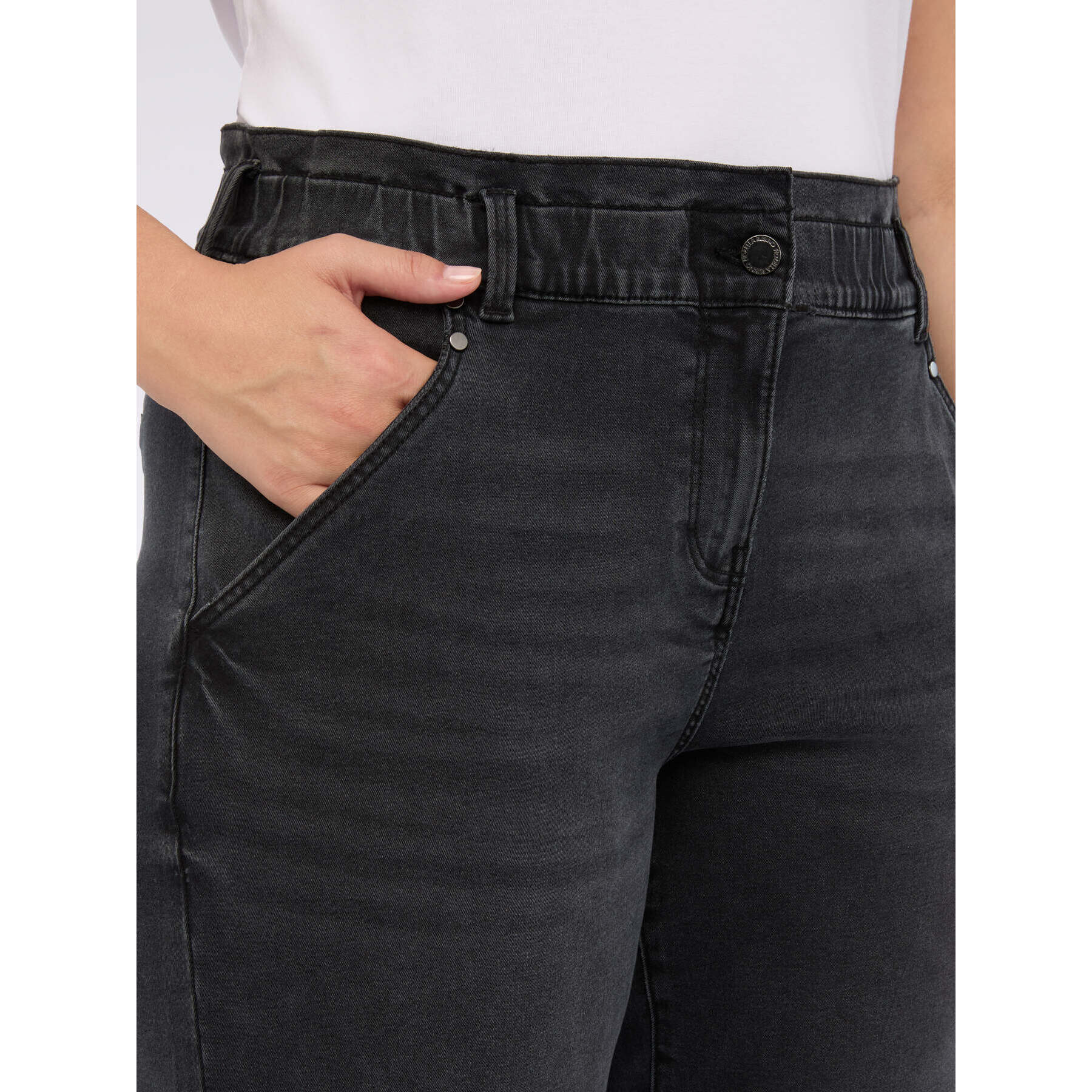 Fiorella Rubino - Jeans balloon lavaggio nero - Nero