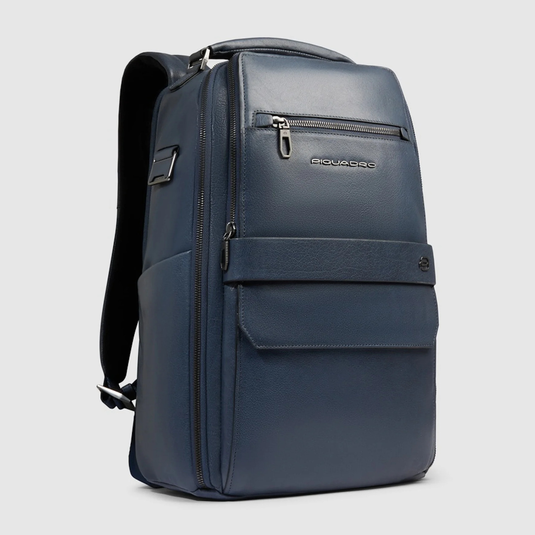 Piquadro Zaino da viaggio in pelle porta pc e iPad® con protezioni antiurto e RFID