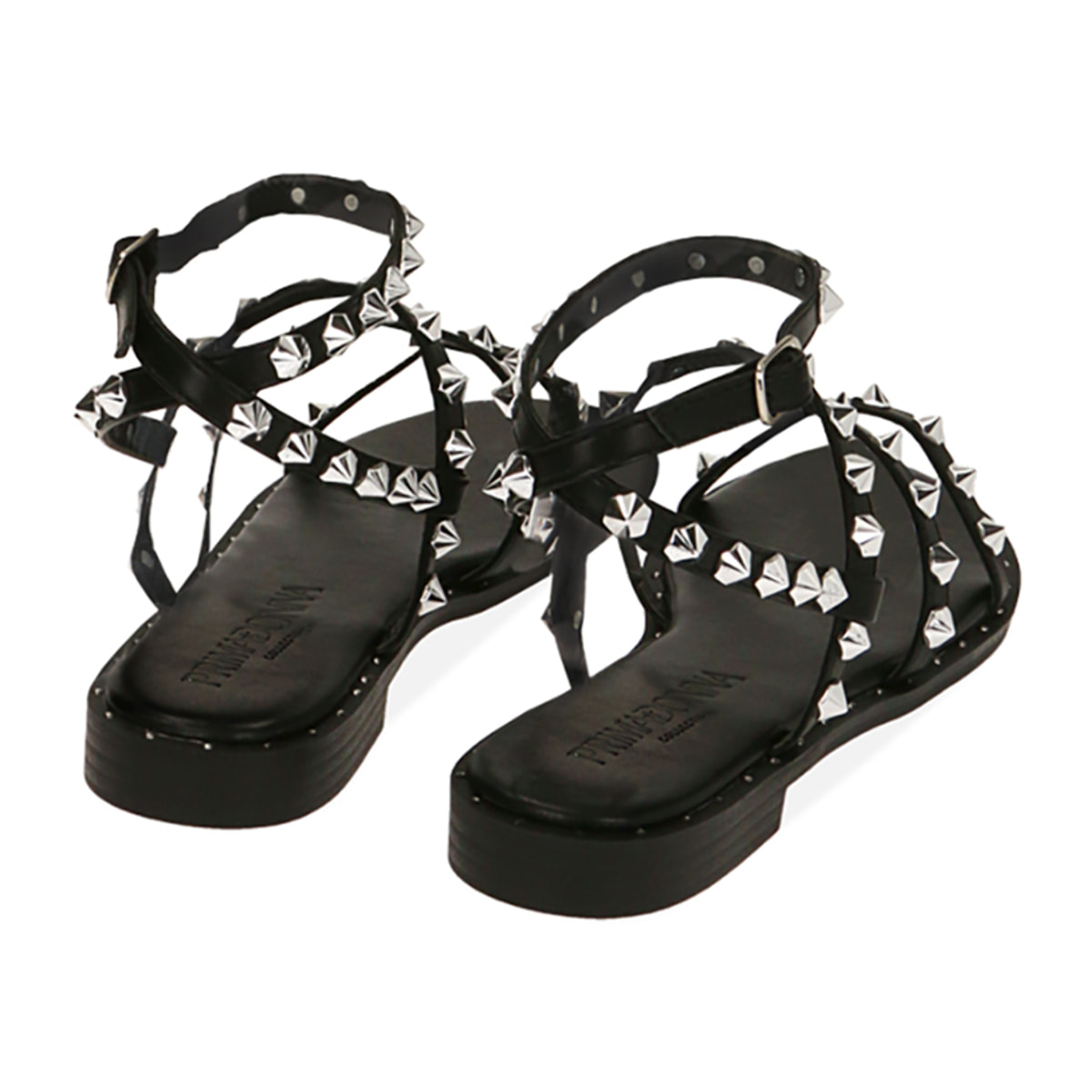 Sandalias planas negras con tachuelas