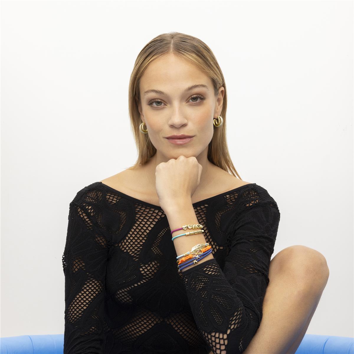 Coletero LUX BY LUX acabado en oro 18k