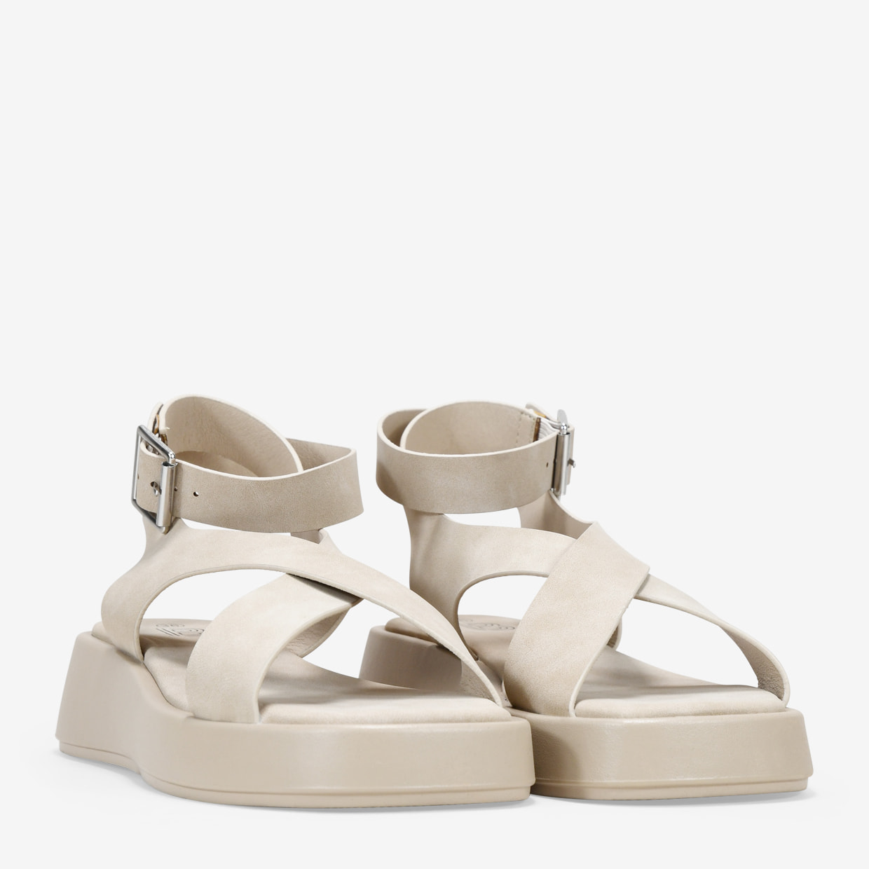 Sandalias de plataforma arena con hebilla