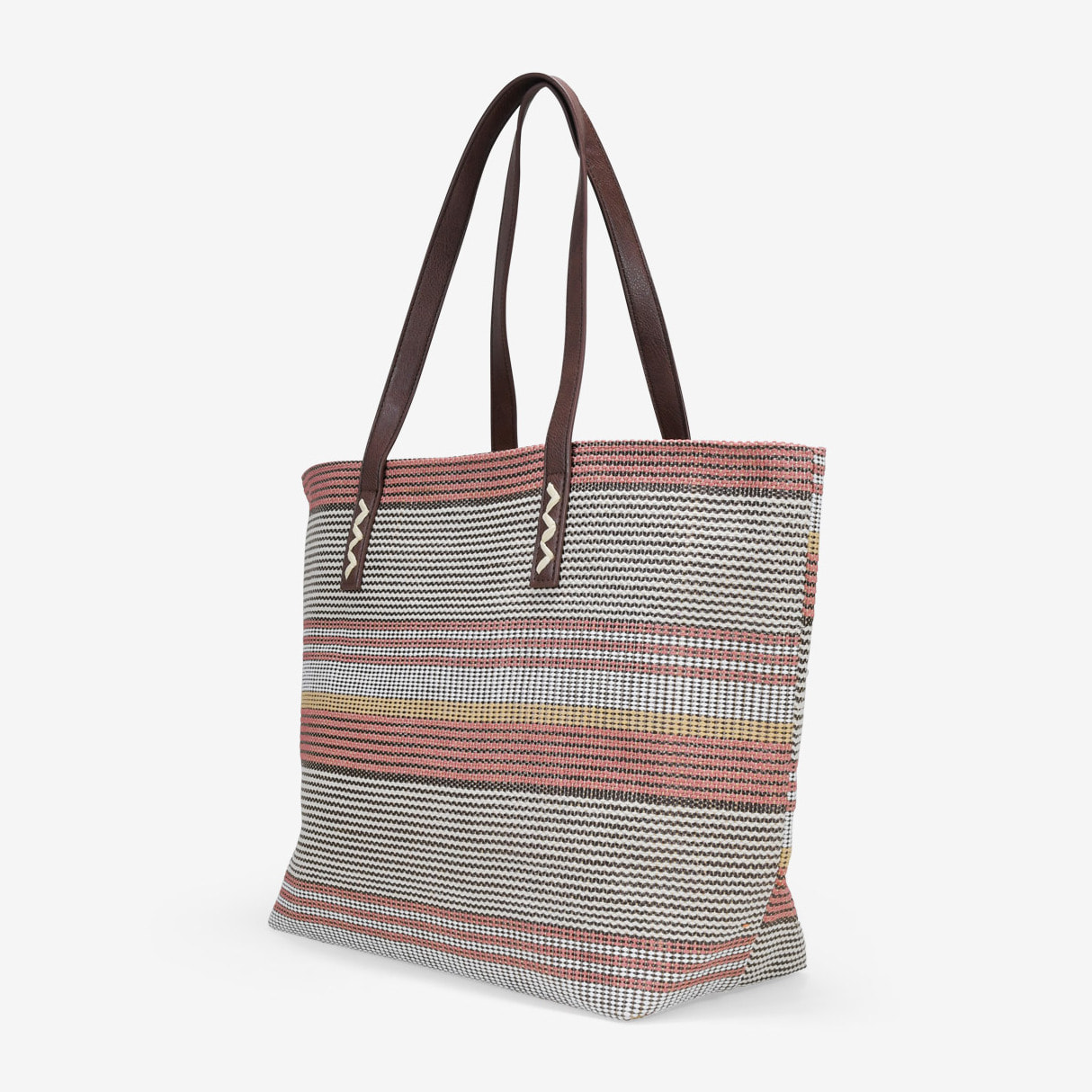 Bolso bandolera beige en rafia con cremallera