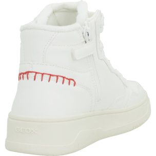 Botines Niño de la marca GEOX  modelo J LESTRELLA GIRL BLANCO
