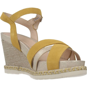 Sandalias Mujer de la marca STONEFLY  modelo 211098 Yellow