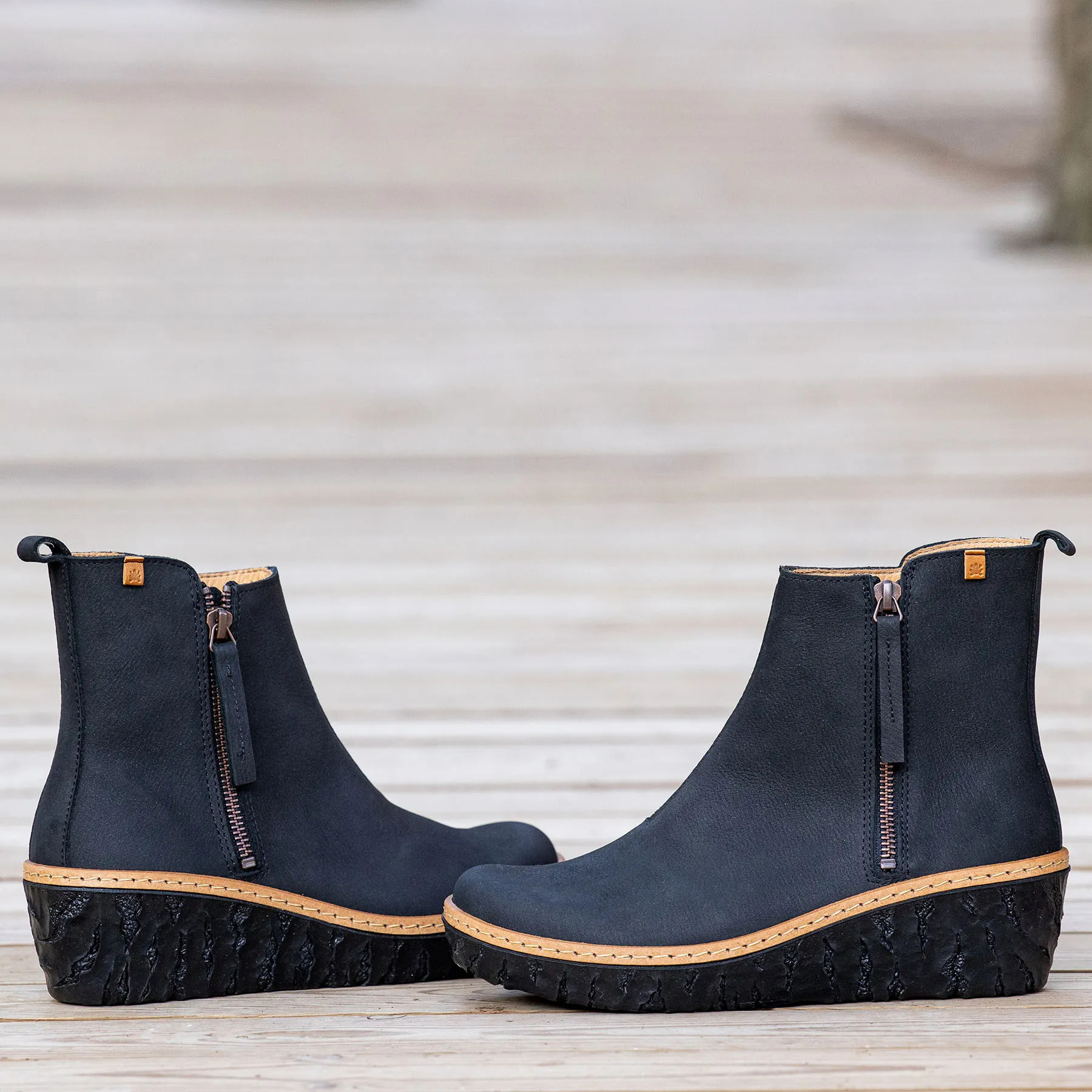 Botines N5167S PLEASANT BLACK / MYTH YGGDRASIL color Black