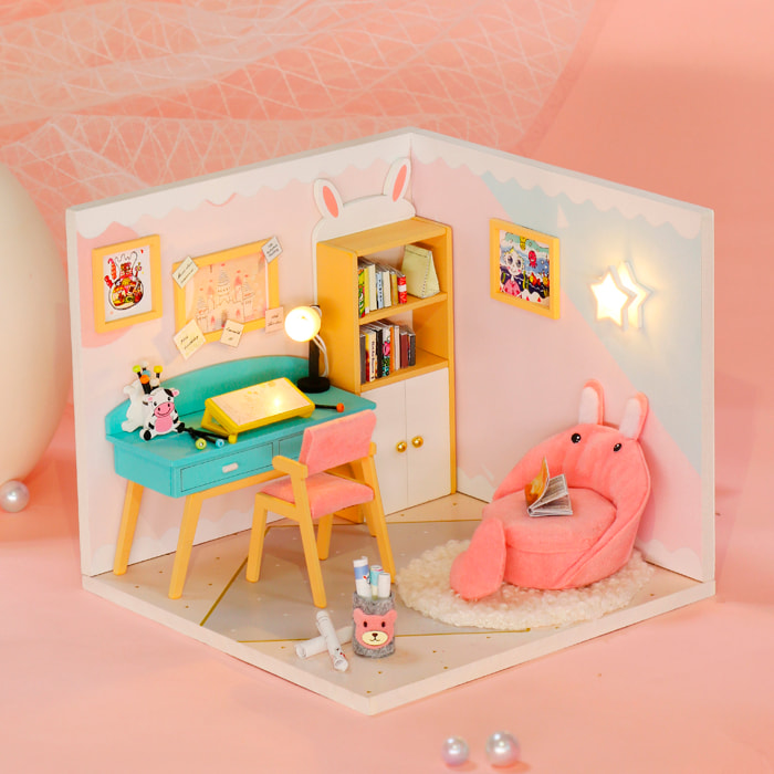 Sala de estudio. Maqueta 3D realista con gran detalle y luces led. Parte de la maqueta "Una casa con historia".