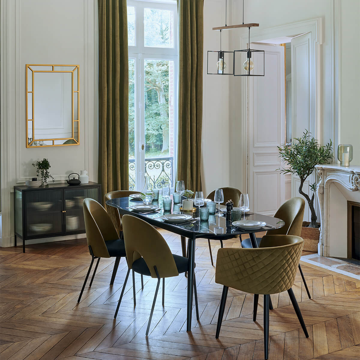 Fauteuil "Marlo" velours vert kaki